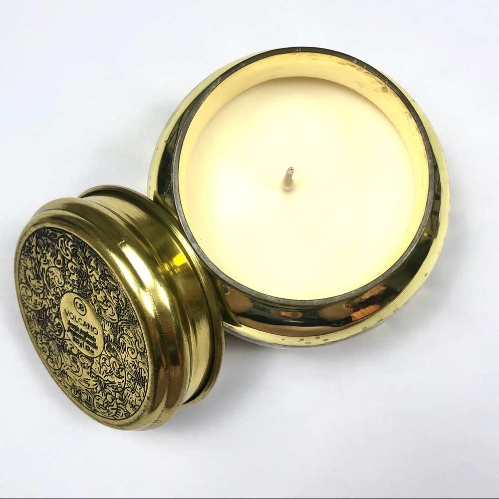 Capri Blue Anthro Volcano Mercury Gold Jar Candle - Picture 5 of 8
